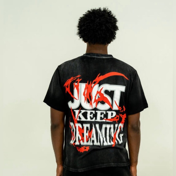 JUST KEEP DREAMING T-SHIRT Black - Picture 2 of 5